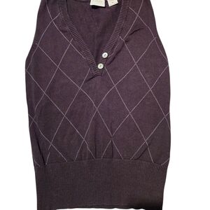 AUR Black V-Neck Sweater